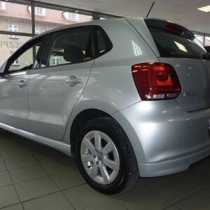 
								Volkswagen Polo V 1.2 TDI full									