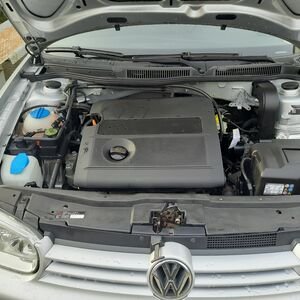 
								Volkswagen Golf IV 1.6 benzyna moc:105 KM, przebieg: 120.500 km full									