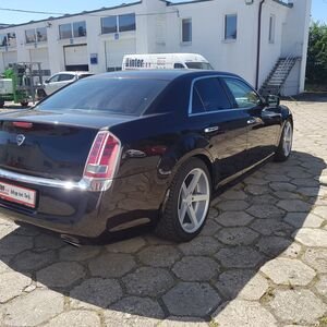 
								Lancia Thema 2011 r. 3,0 diesel 233.285 km Automat full									