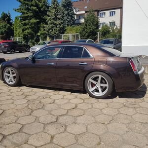 
								Lancia Thema 2011 r. 3,0 diesel 233.285 km Automat full									