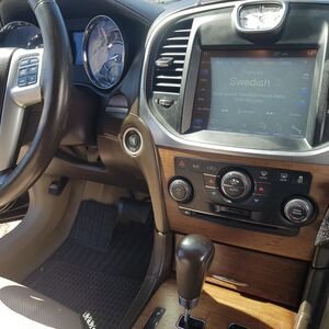 
								Lancia Thema 2011 r. 3,0 diesel 233.285 km Automat full									