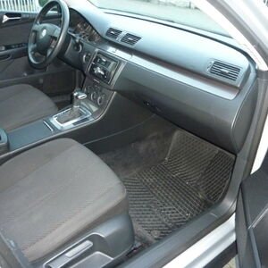 
								Volkswagen Passat 2.0 TDI Automat full									