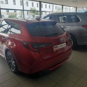 
								Toyota Corolla Hybryda Automat Przebieg: 30.920 km full									