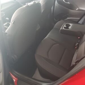 
								Hyundai i30 1.4 benzyna 140 KM przebieg: 19.900 km full									