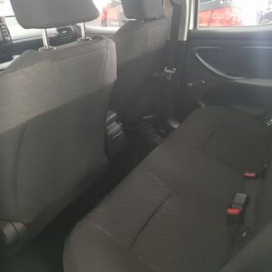 
								Toyota Yaris 2023 r. 1.5 benzyna/hybryda 116 KM full									